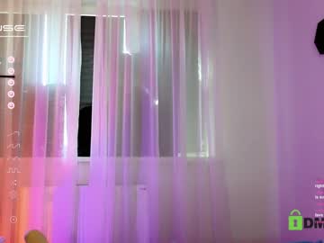 webcam girl small_blondee image #4718253