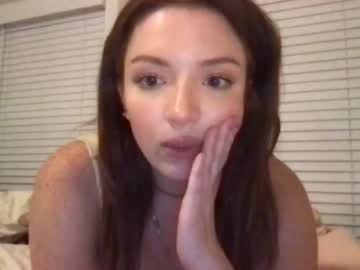 webcam girl leenuhh image #2259342