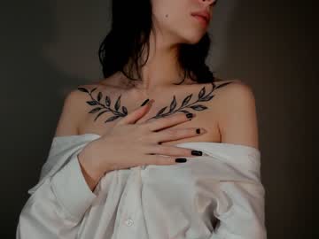 webcam girl tic_tac_boom image #5634709