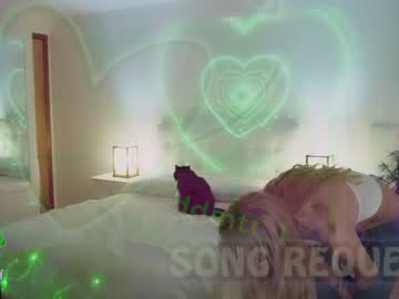 webcam girl amyvalentine image #6556457