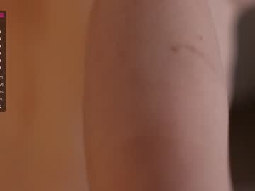 webcam girl _blackbee_ image #2171811