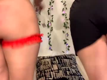 webcam couple kylieexoxoxo2432 image #6392101