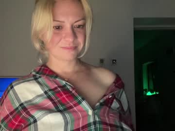 webcam girl kiradivine image #2772808