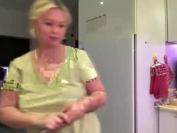webcam girl kiradivine image #5773833