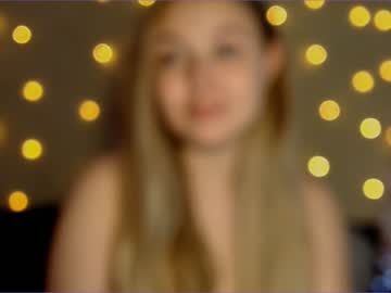 webcam girl evalozavali image #6050340