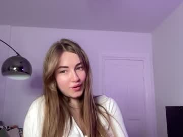 webcam girl strawberryjamx image #3434282
