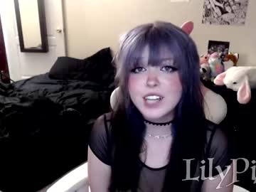 webcam girl lilypixel image #2875406