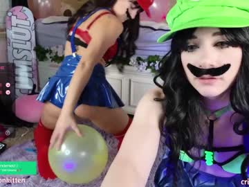 webcam girl crimsonkitten image #5475146