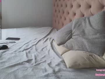 webcam girl cbhotblonde image #4696991