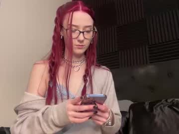 webcam girl petite_scarlettt image #5151643