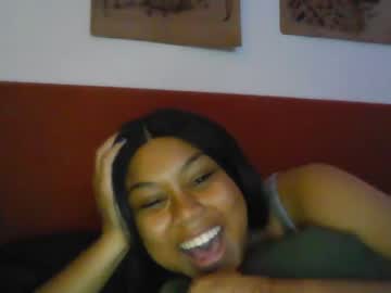 webcam girl clichshay image #6029841