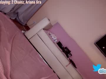 webcam girl hollyextra image #2589449