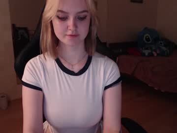 webcam girl lovely_kisses image #2654617