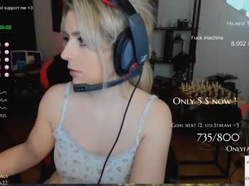 webcam girl kimilee22 image #916283