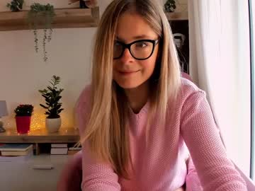 webcam girl bestgirl_ofthe_neighborhood image #3666967