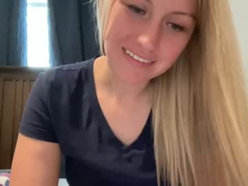 webcam girl smexxii93 image #3935422