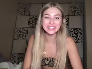 webcam girl blayzeenvy image #4188110