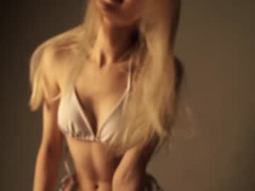 webcam girl cuteelsa_ image #4852704
