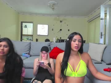 webcam couple cheeseburgerjesus image #290007