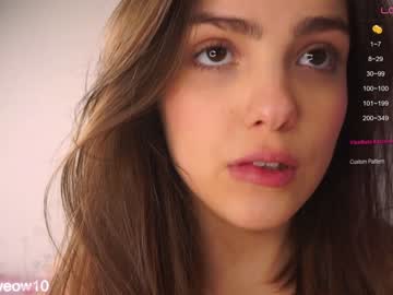 webcam girl emiliacourtney image #6322270