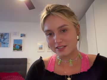 webcam girl sarahsapling image #5457721