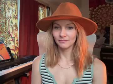 webcam girl kaileeshy image #2008220