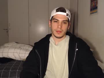 webcam man andryck_19cm image #6026029