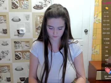 webcam girl emmika_ image #1883175