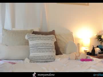 webcam girl blissense image #4757263