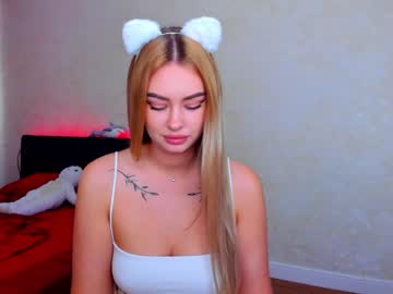 webcam girl 8a8y_nura image #3608159
