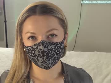 webcam girl blondehottiek image #6212532