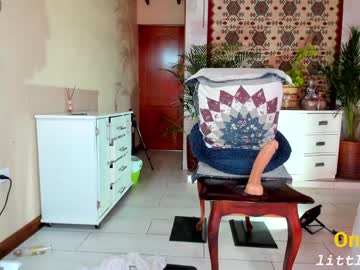 webcam girl little_izzi image #6199143