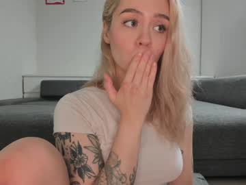 webcam girl honey_sunshine image #2192952