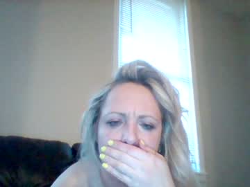 webcam couple letsgobucs23 image #1119843