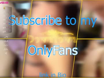 webcam girl xxx_downtown_xxx image #1530864