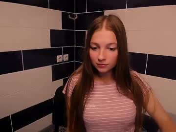webcam girl emilorel_ image #2420180