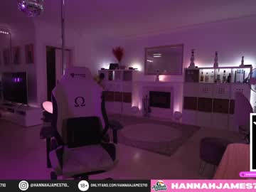 webcam girl hannahjames710 image #2823402