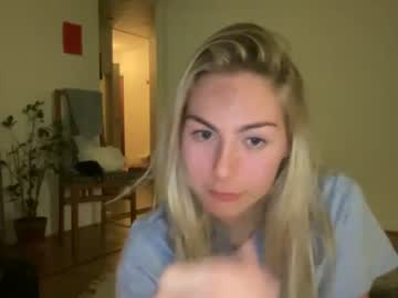 webcam girl olgahardstyle image #606135