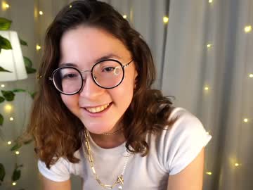 webcam girl helenmoors image #5816245
