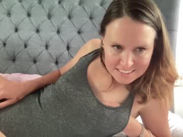webcam girl eatmypie69 image #6784709
