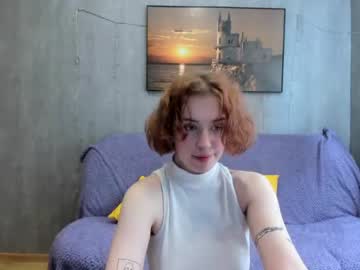 webcam girl lunapose image #2433409
