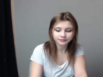 webcam girl relax_nina image #480783