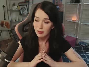 webcam girl evelynclaire image #6143169