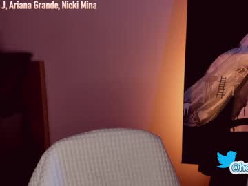 webcam girl hollyextra image #2141109