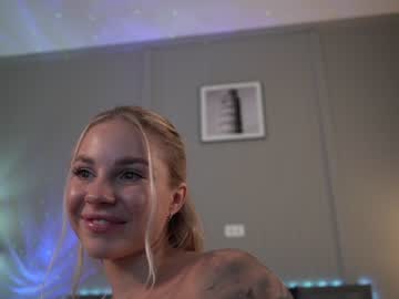 webcam girl cute__foxy image #4023886