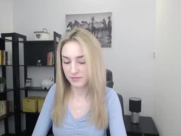 webcam girl little_e_mily image #1251492
