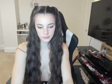 webcam girl meadow_lea image #657311