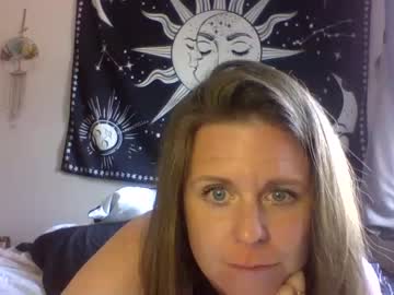 webcam girl naughtyymarie420 image #4641141