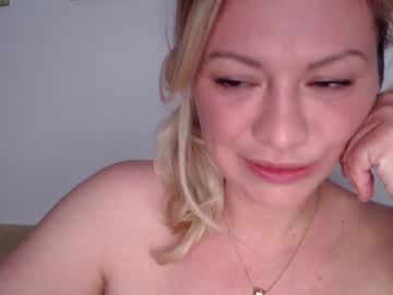 webcam girl kiradivine image #2055563