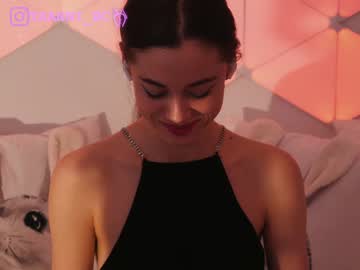 webcam girl taanni_bc image #5800360